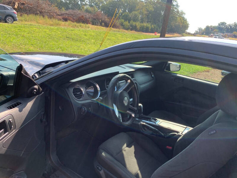 2014 Ford Mustang V6