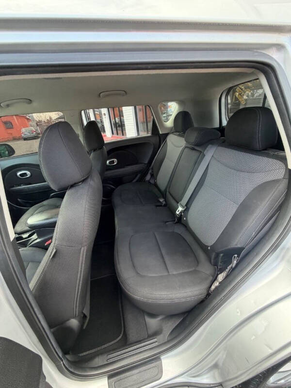 2018 Kia Soul +