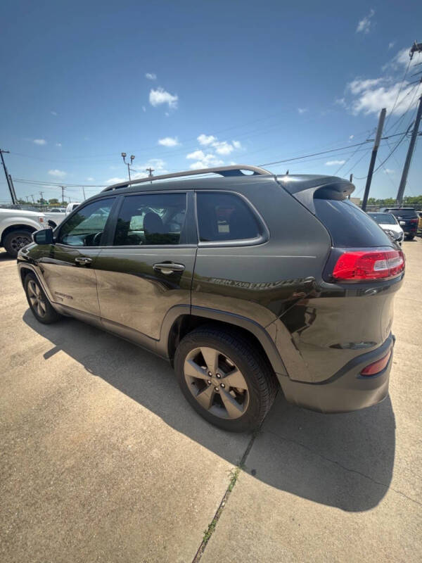 2016 Jeep Cherokee Latitude 75th Anniversary