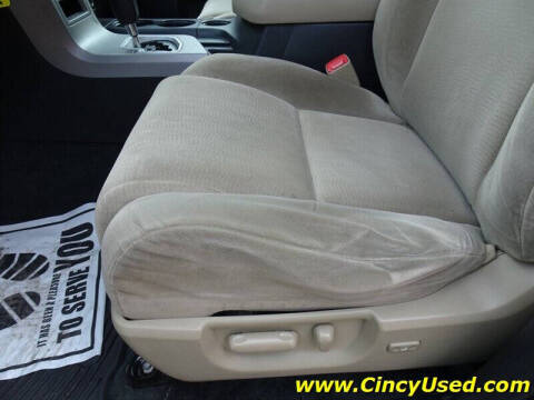 2012 Toyota Sequoia SR5