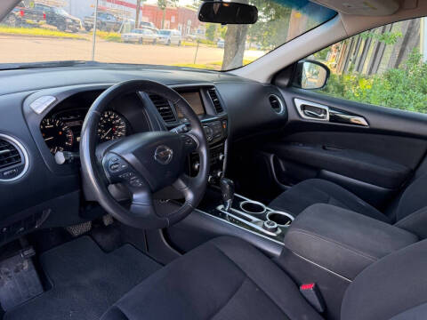 2014 Nissan Pathfinder S
