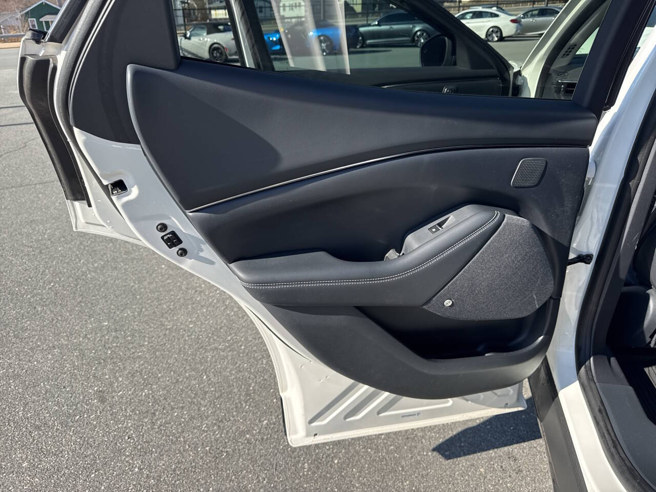 FordMustang Mach-E31