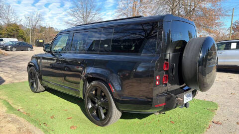 2024 Land Rover Defender 130 P400 X-Dynamic SE