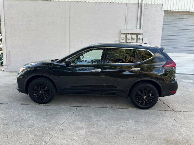 2020 Nissan Rogue SV