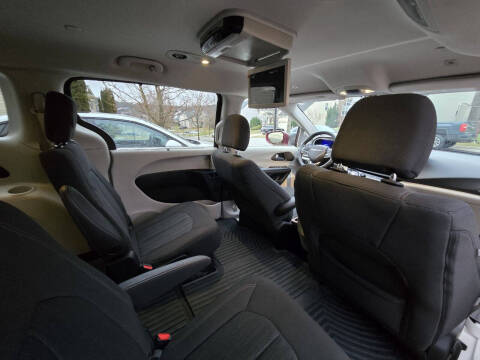 2019 Chrysler Pacifica Touring Plus