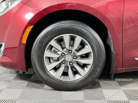 2020 Chrysler Pacifica Touring L Plus