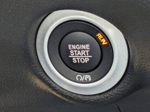 2025 Chrysler Voyager LX