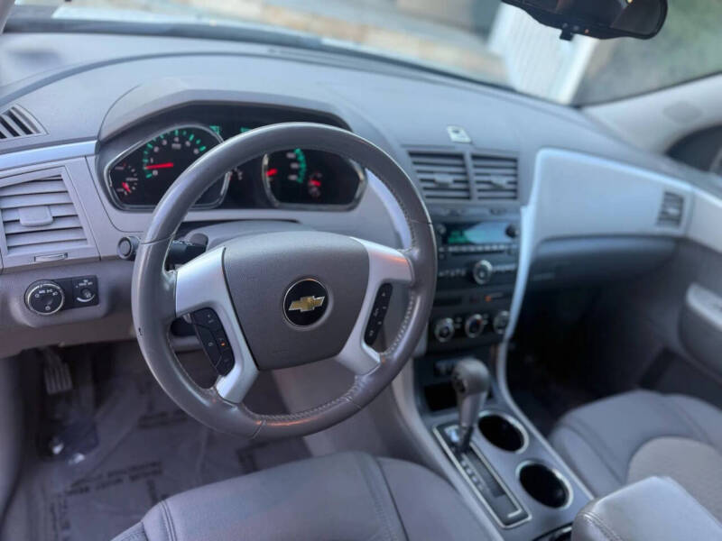 2012 Chevrolet Traverse LS