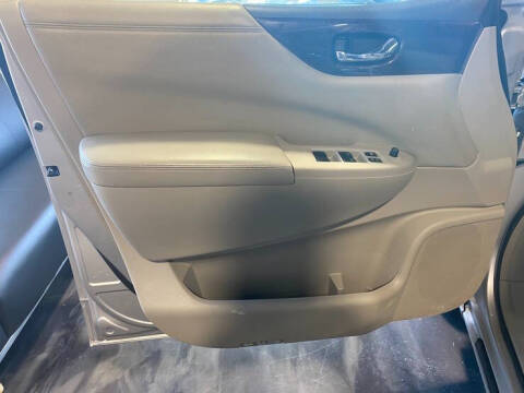 2017 Nissan Quest SV