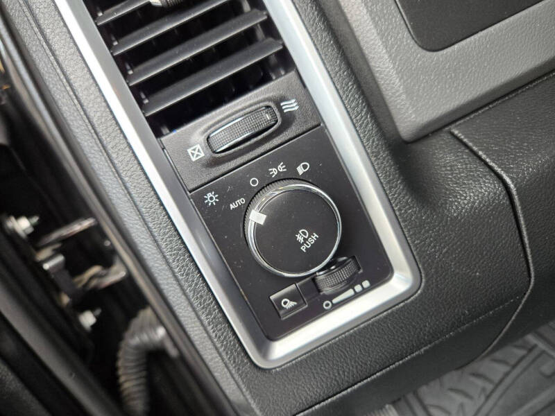 2016 RAM 1500 Big Horn