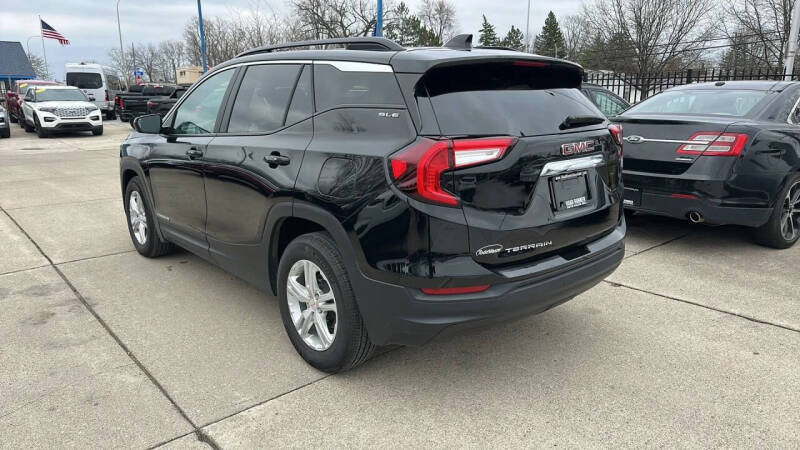 2024 GMC Terrain SLE