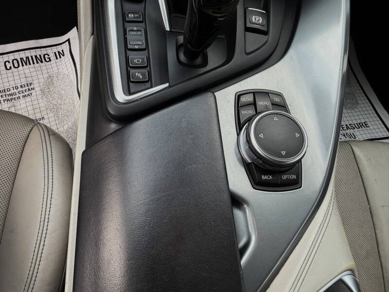 2015 BMW i8