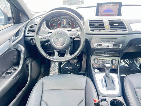 2016 Audi Q3 2.0T quattro Premium Plus