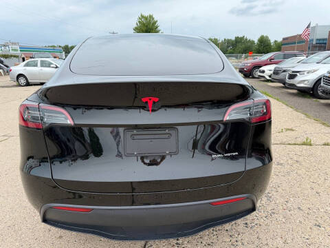 2023 Tesla Model Y Long Range