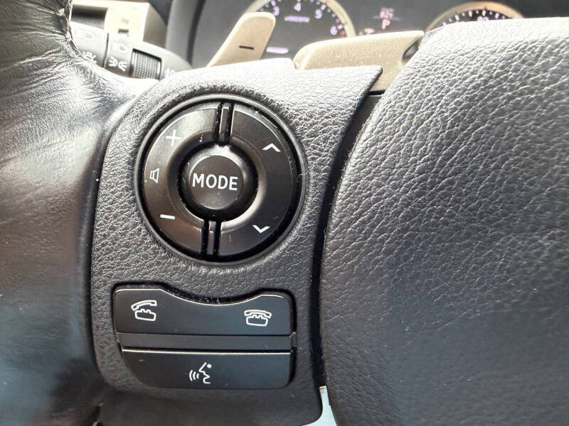 2016 Lexus IS 200t