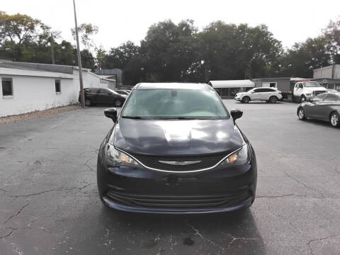 2017 Chrysler Pacifica Touring