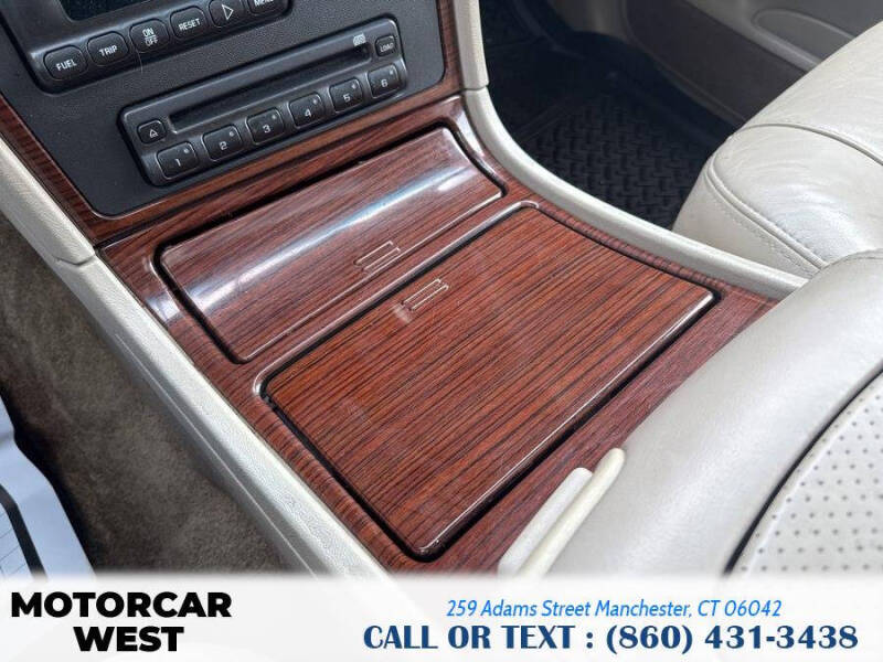 2002 Cadillac Escalade