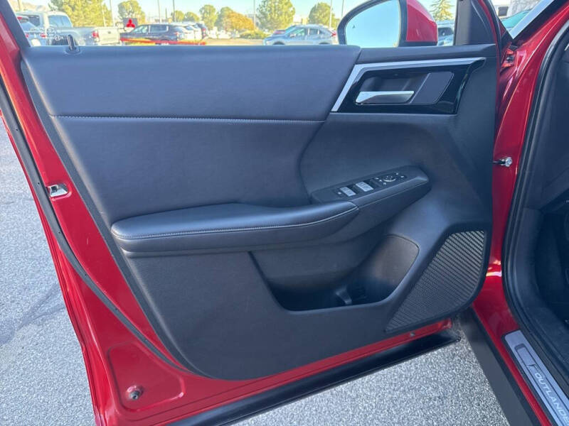 2023 Mitsubishi Outlander SE