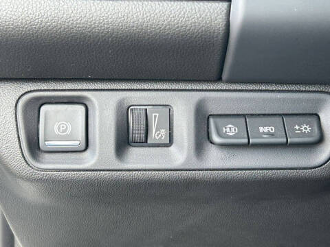 2022 GMC Acadia Denali