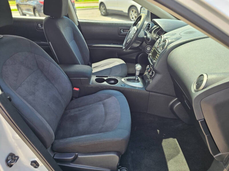2015 Nissan Rogue Select S