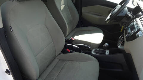 2016 Kia Rio 5-Door LX