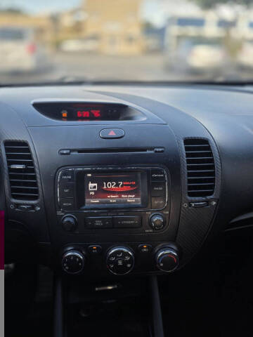 2015 Kia Forte5 SX