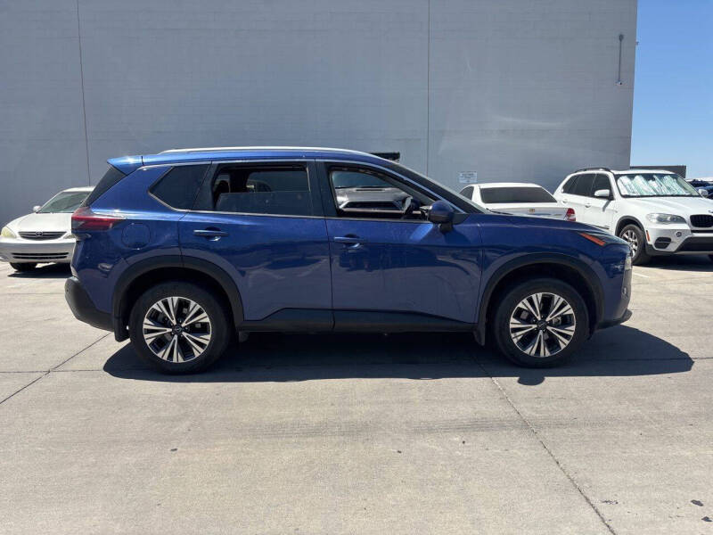 2022 Nissan Rogue SV