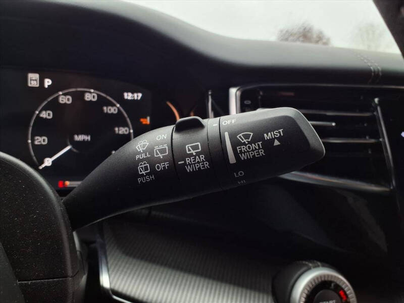 2023 Jeep Grand Wagoneer Obsidian