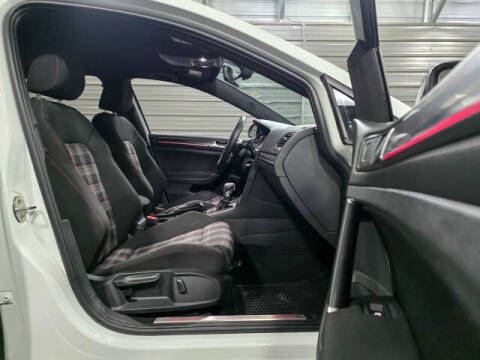 2021 Volkswagen Golf GTI Autobahn