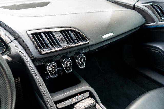 2017 Audi R8 30