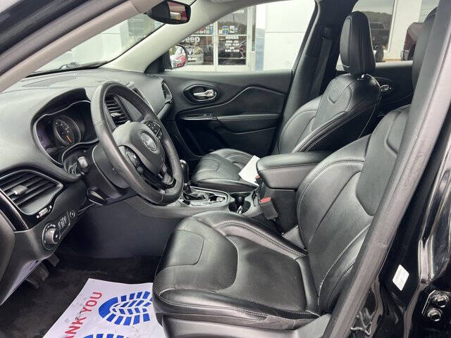 2023 Jeep Cherokee Altitude Lux