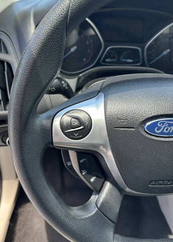 2014 Ford Focus SE