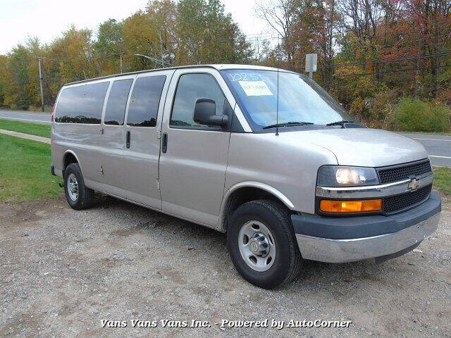 2009 chevrolet express passenger van