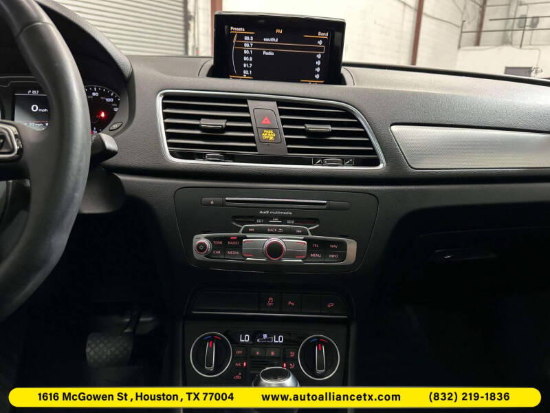 2017 Audi Q3 2.0T Premium Plus