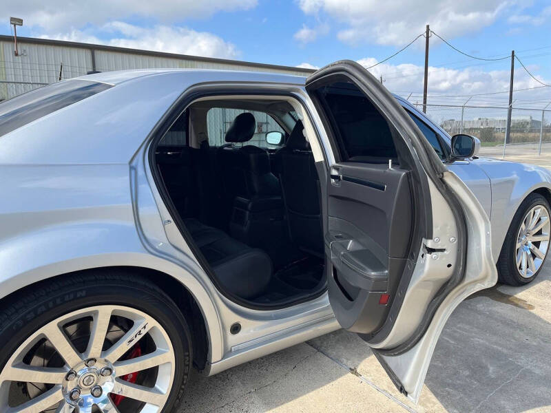 2009 Chrysler 300 SRT-8