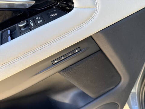 2020 Land Rover Range Rover Evoque First Edition