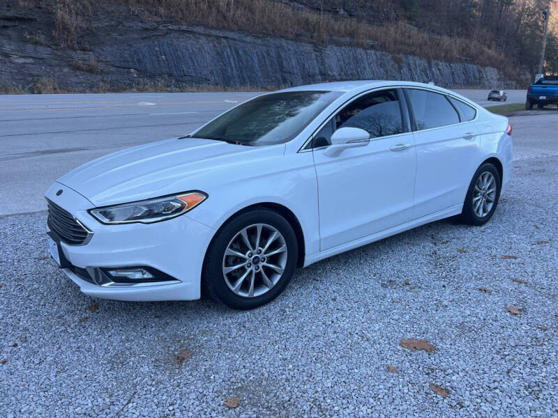 2017 Ford Fusion SE's photo