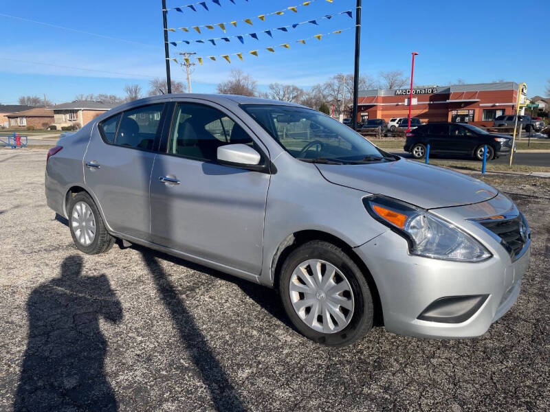 2019 Nissan Versa SV