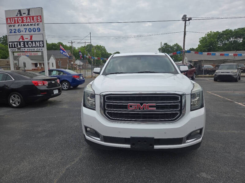 2017 GMC Yukon SLE