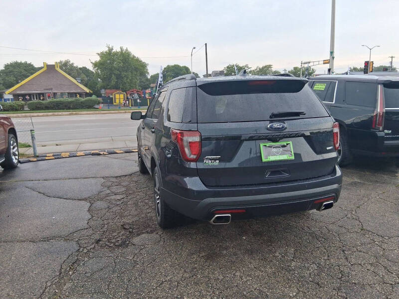 2017 Ford Explorer Sport