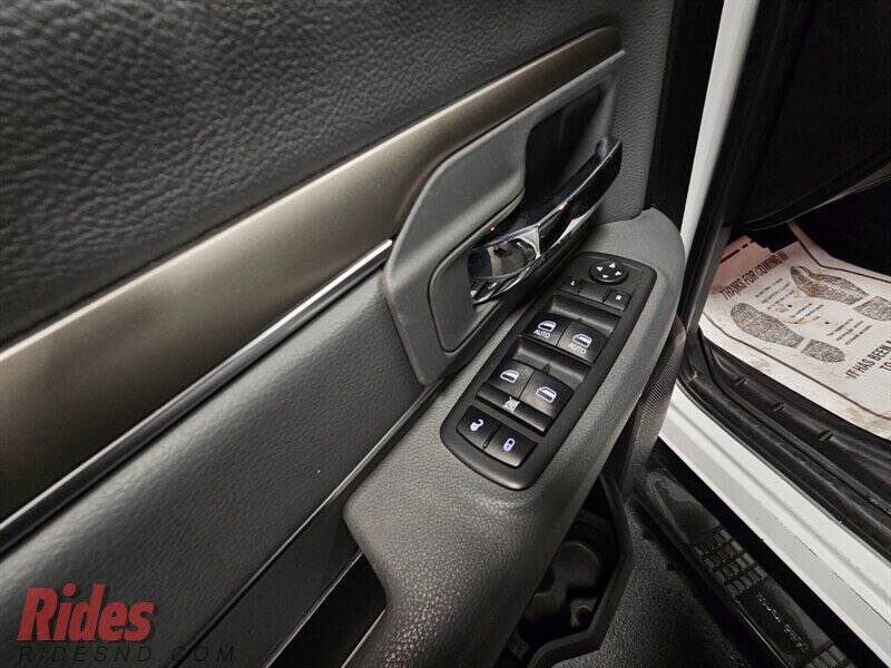 2019 RAM 1500 Classic SLT