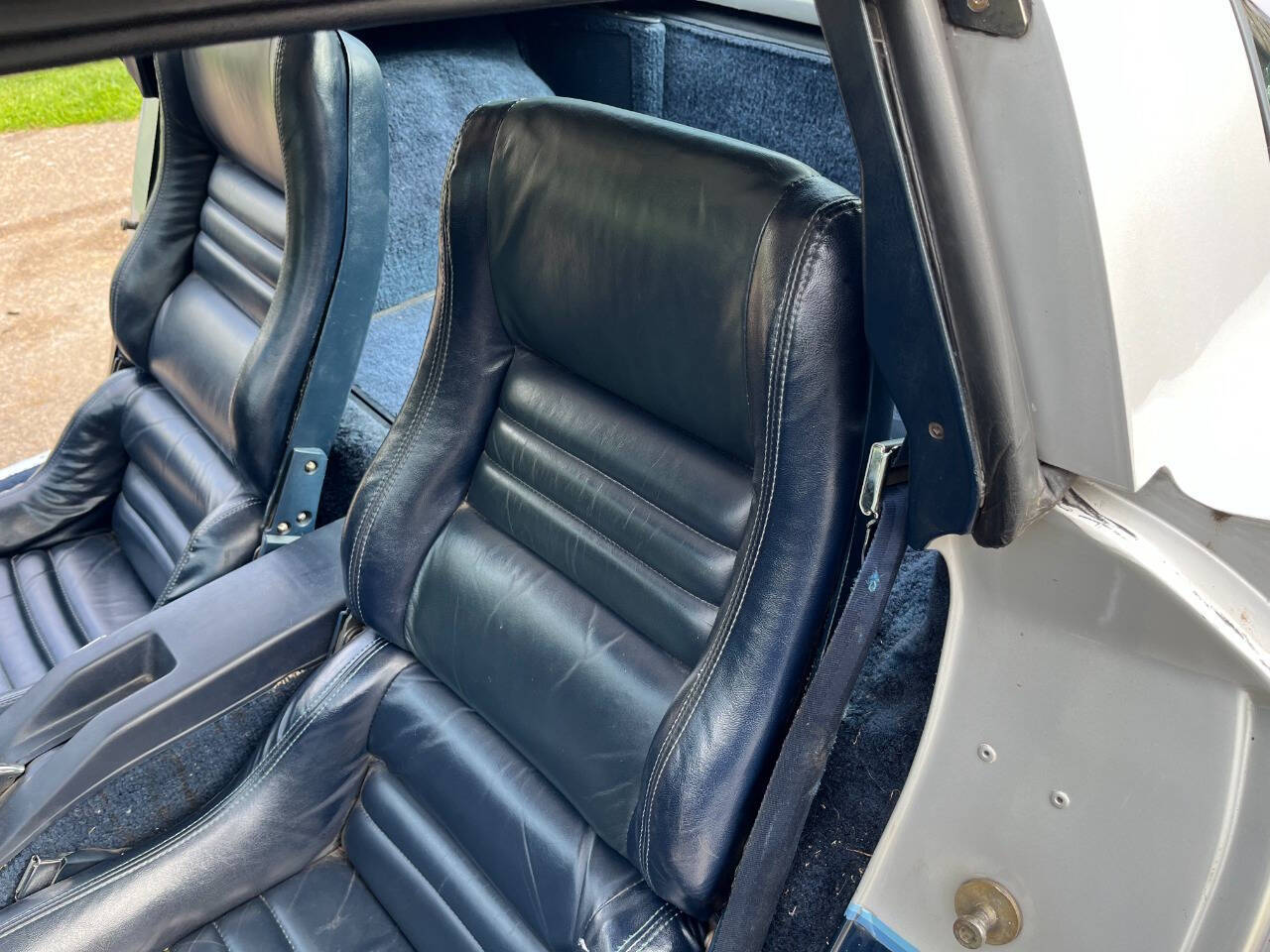 1981 Chevrolet Corvette 26