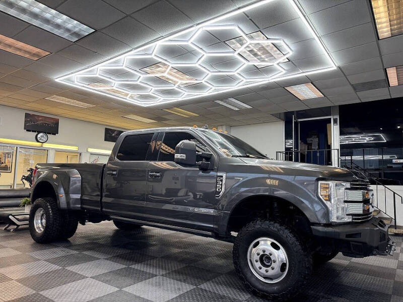 2019 Ford F-350 Super Duty Lariat