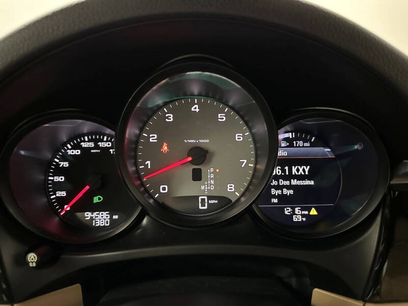 2018 Porsche Macan S