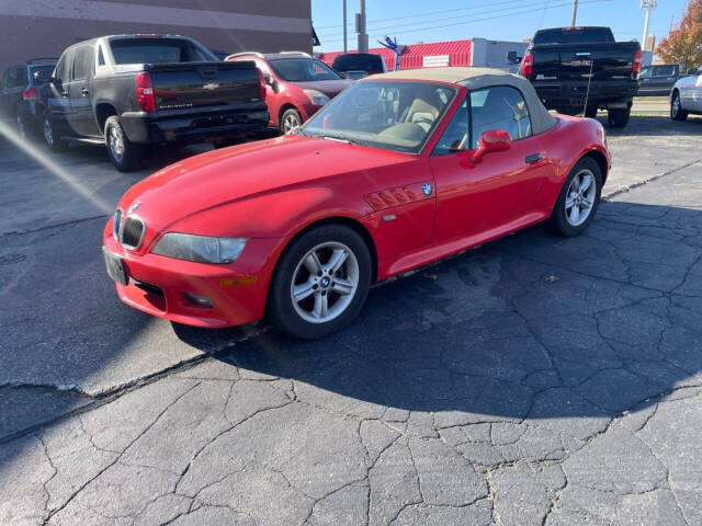 2001 BMW Z3 for sale at BOHL AUTOMOTIVE in Racine, WI