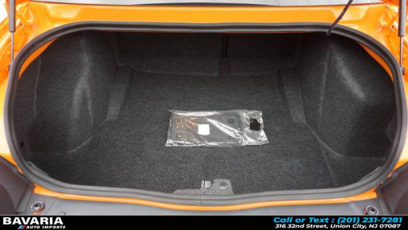 2014 Dodge Challenger R/T Plus