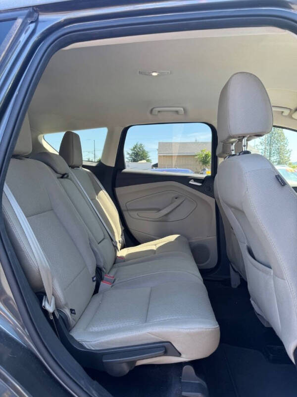 2017 Ford Escape SE