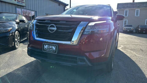 2022 Nissan Pathfinder SV