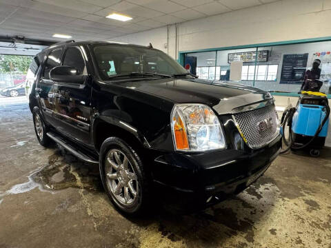 2007 GMC Yukon for sale at Retro Auto Sales in Warwick RI