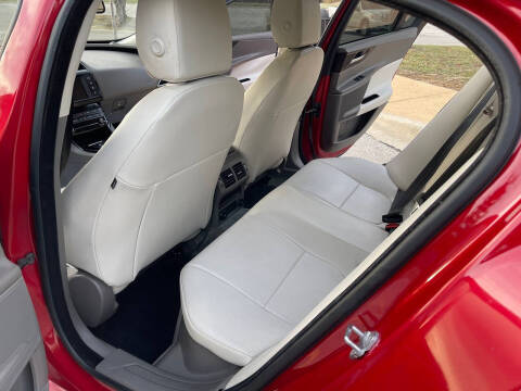 2017 Jaguar XE 35t Premium